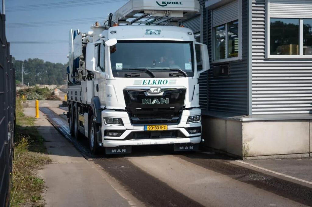 afvalzorg bus voorkant
